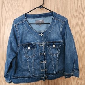 Torrid crop jean jacket EUC